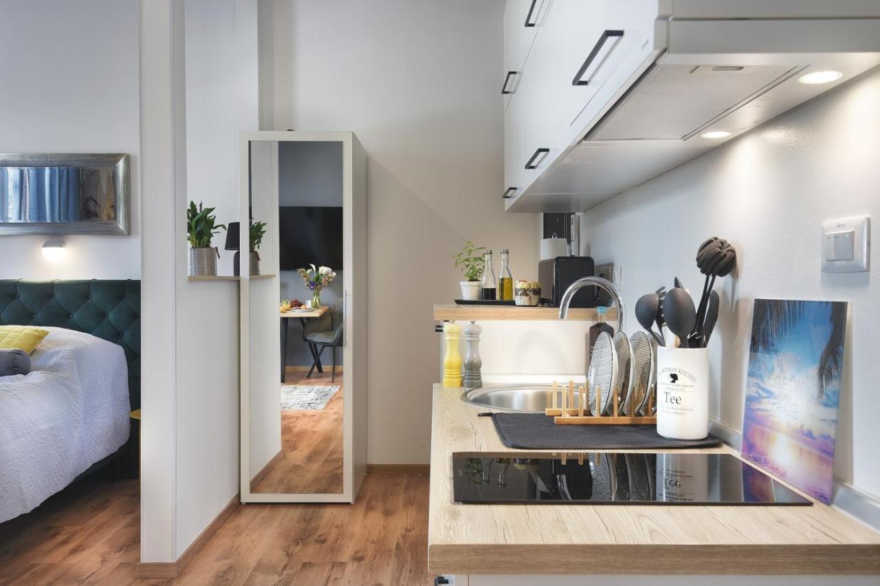 PUY E&F Luxury Apartments מראה חיצוני תמונה